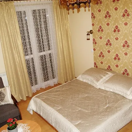 Pokoje U Kordeckich Niedzica Zamek Exterior photo